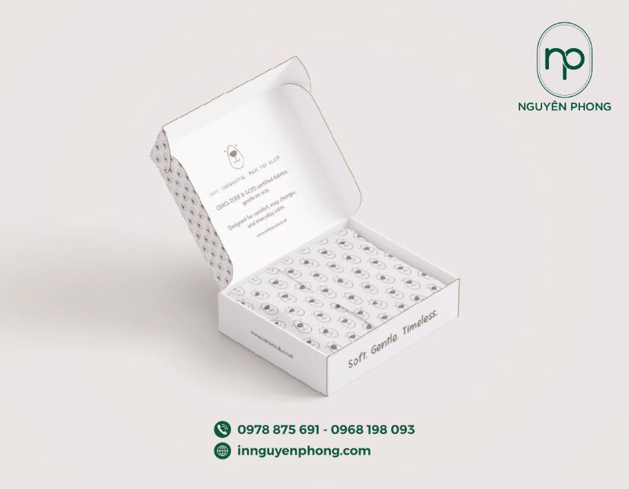 Mẫu hộp carton dạng nắp gài đựng quần áo